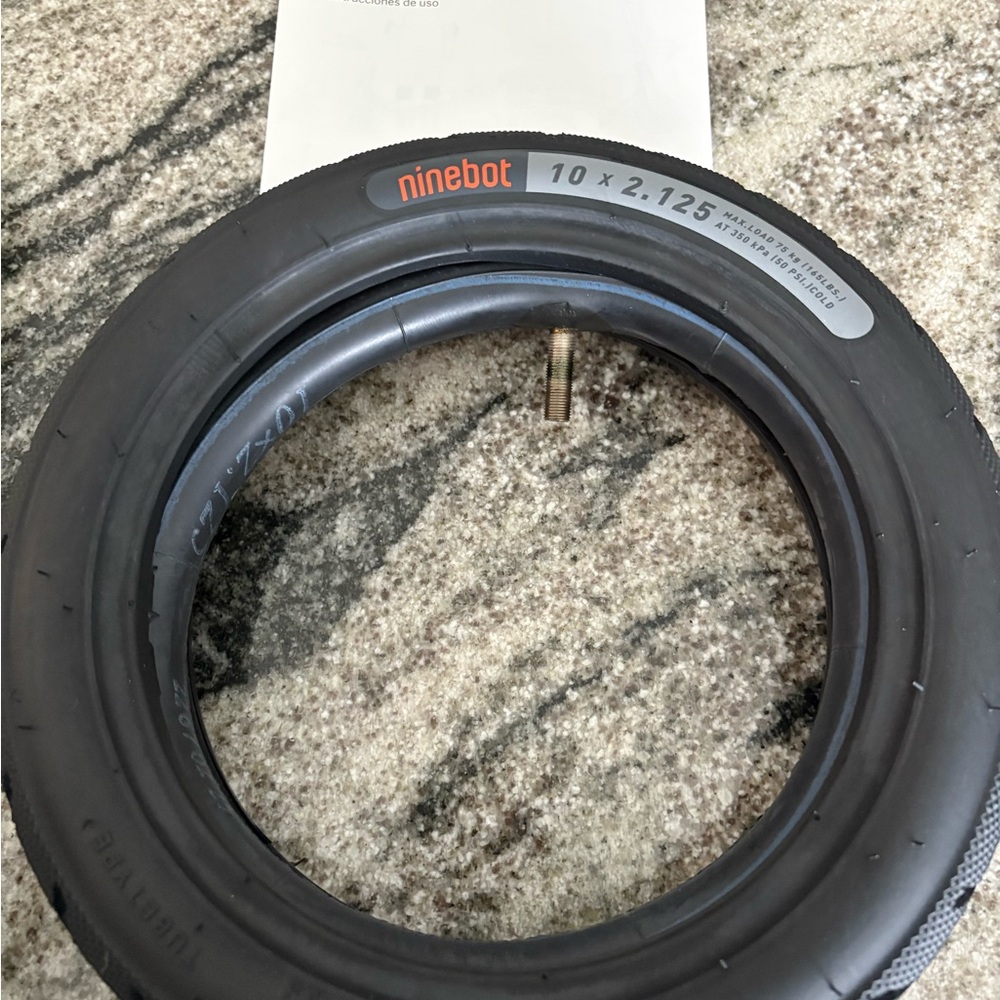 Ninebot Black Tire 10x2.125